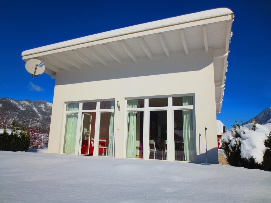 Flores, Oder Doppelzimmer, Im Gruenen, 5 Gehminuten Ins Zentrum, Parkplatz, Zero Emissions * Bad Ischl